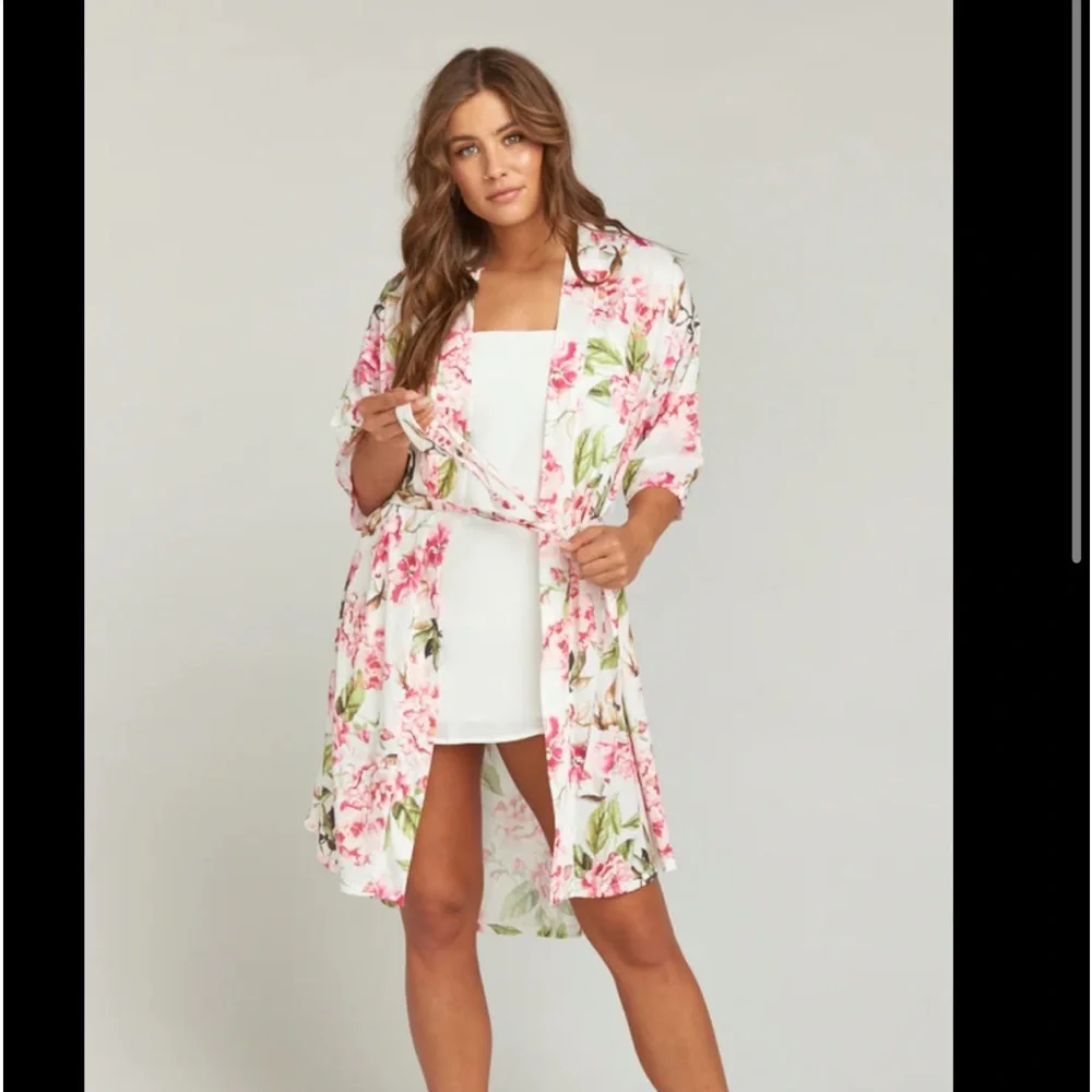Show Me Your MuMu Brie Robe One Size - Picture 2 of 12